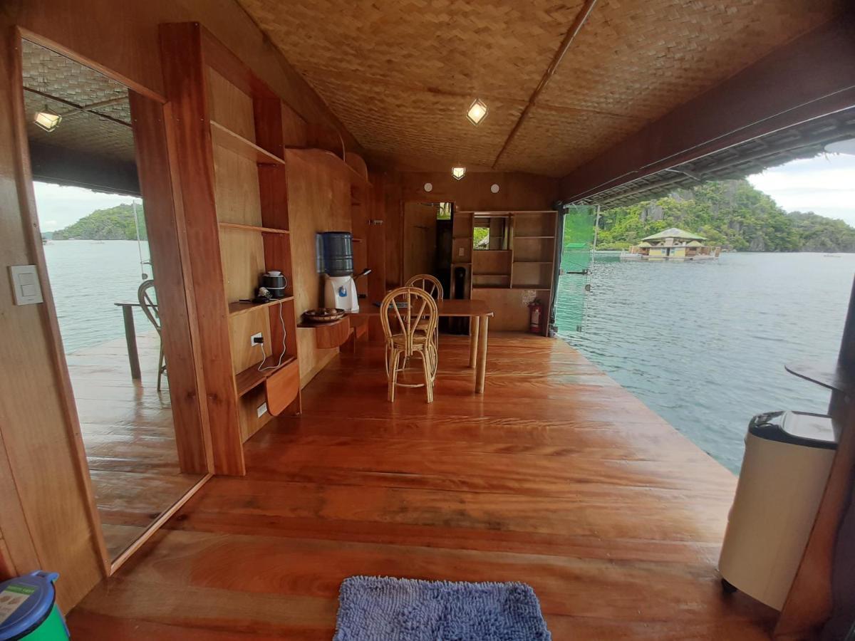 Paolyn Houseboats Coron Island Hotel Exterior photo